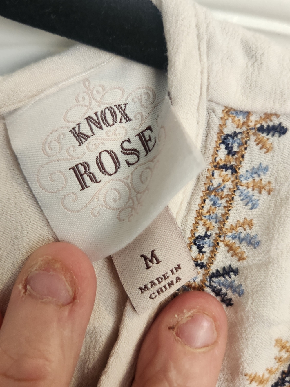 Knox Rose Cream Embroidered Boho Blouse with Navy & Tan Accents M Euc - Picture 3 of 4